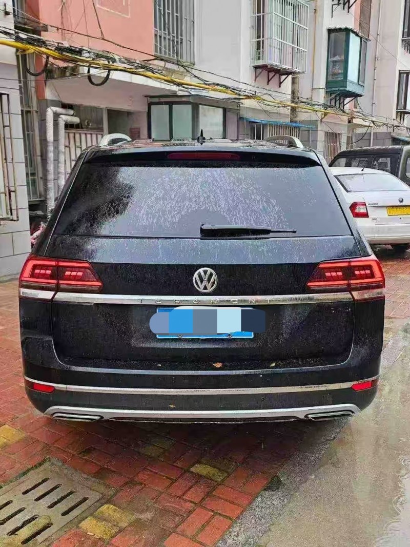 济南19年大众途昂9