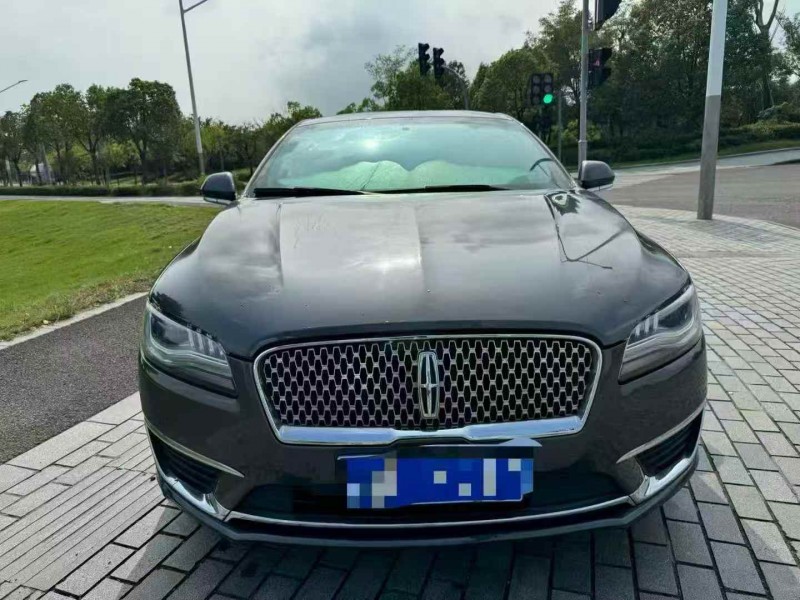 威海17年林肯MKZ1
