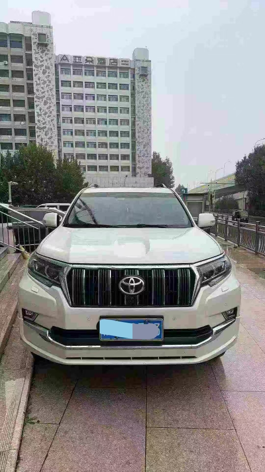 济南20年丰田普拉多1