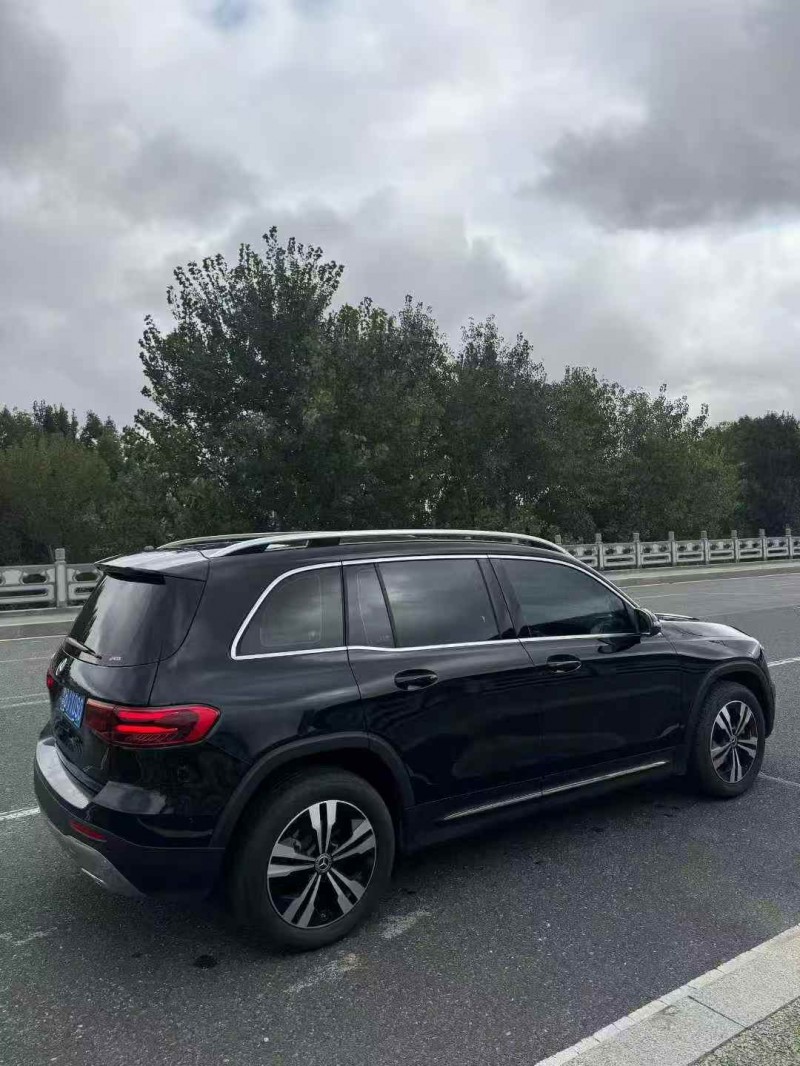 枣庄23年奔驰GLB8