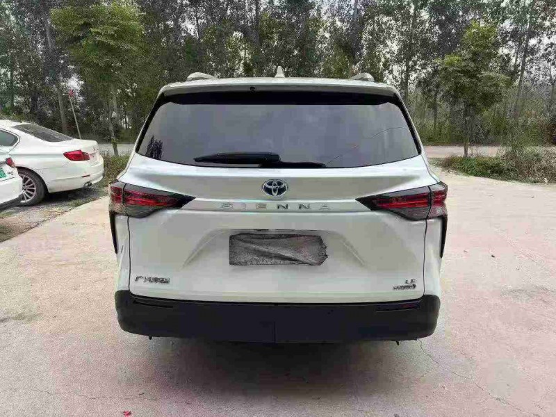 徐州24年丰田塞纳9