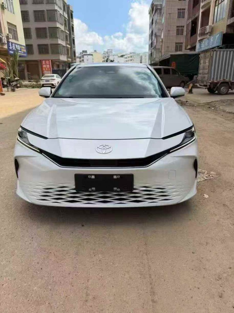 贵港24年丰田凯美瑞1