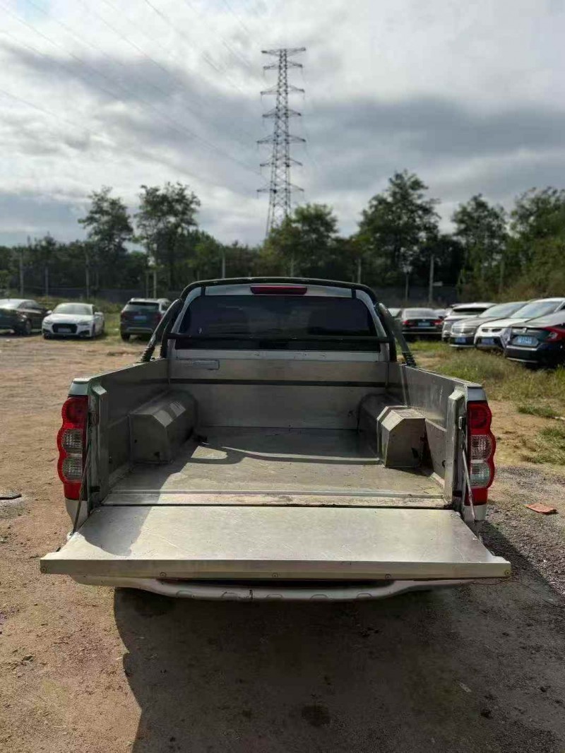 淄博18年长城汽车风骏8