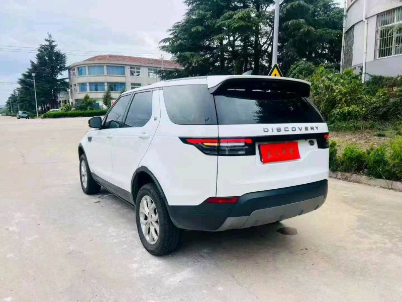 东营18年路虎发现8