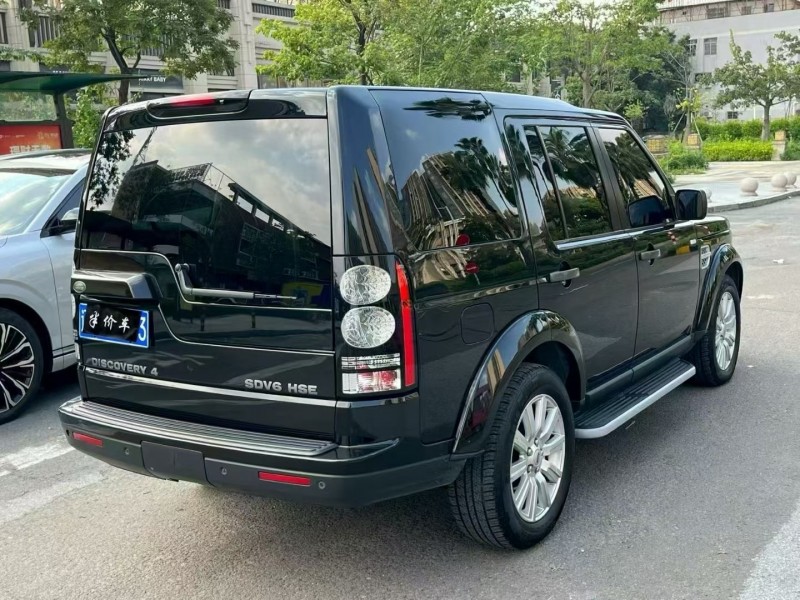 广州12年路虎发现8