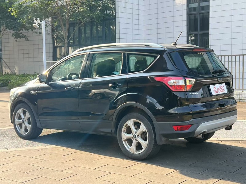 汕头18年福特翼虎8