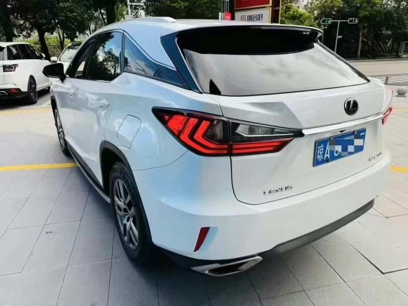 深圳16年雷克萨斯RX7