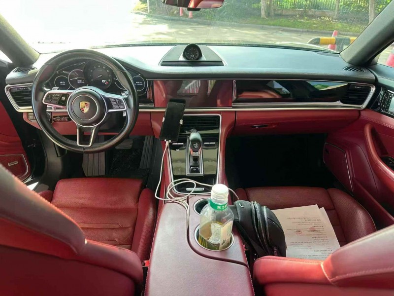 蚌埠18年保时捷帕拉梅拉3