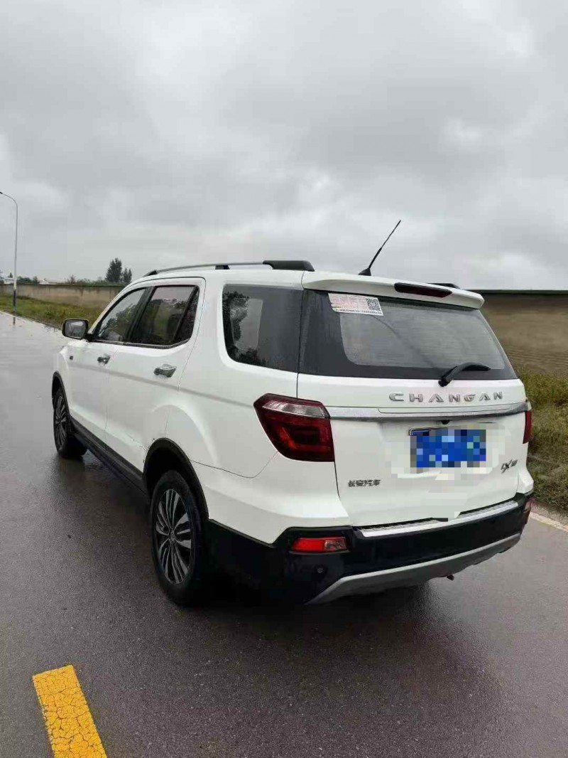 邯郸17年长安汽车欧尚8