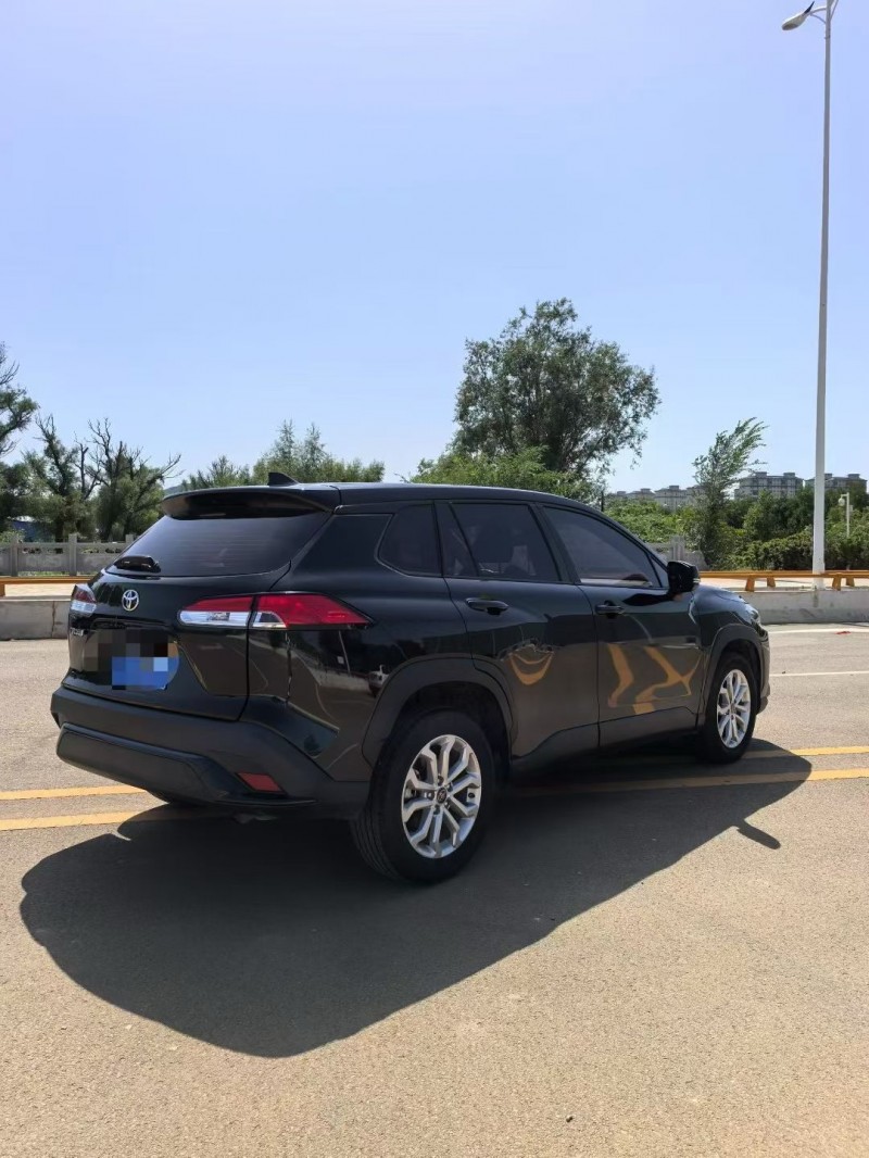 平凉23年丰田锋兰达9