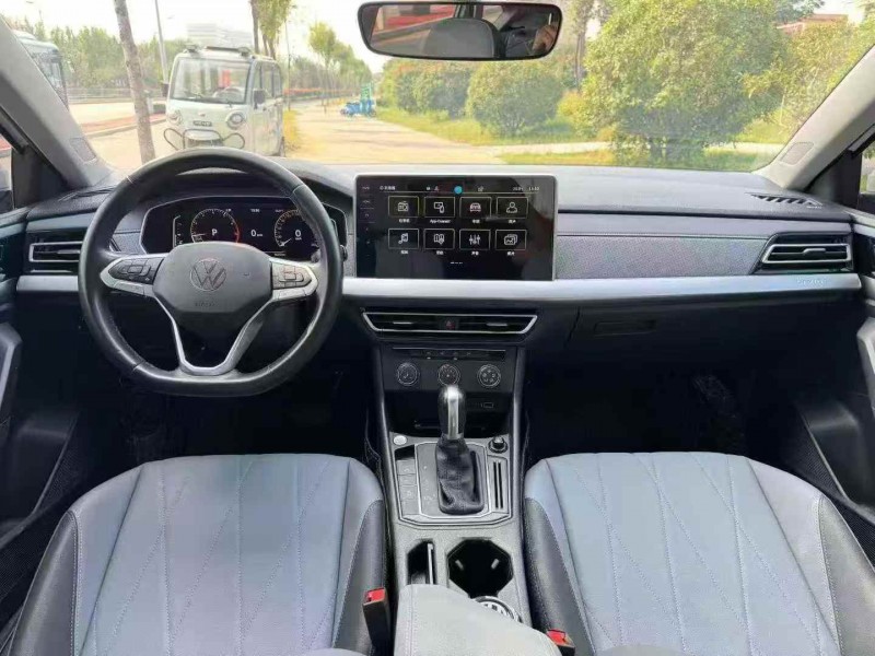 淄博22年大众朗逸5