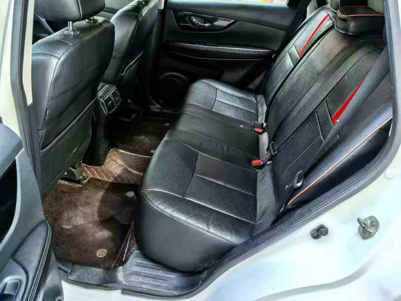 湖州19年日产奇骏6