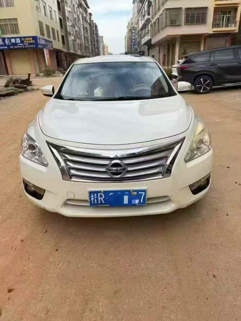 梧州14年日产天籁1