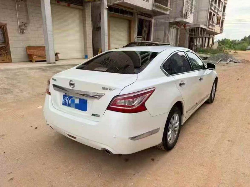 梧州14年日产天籁8