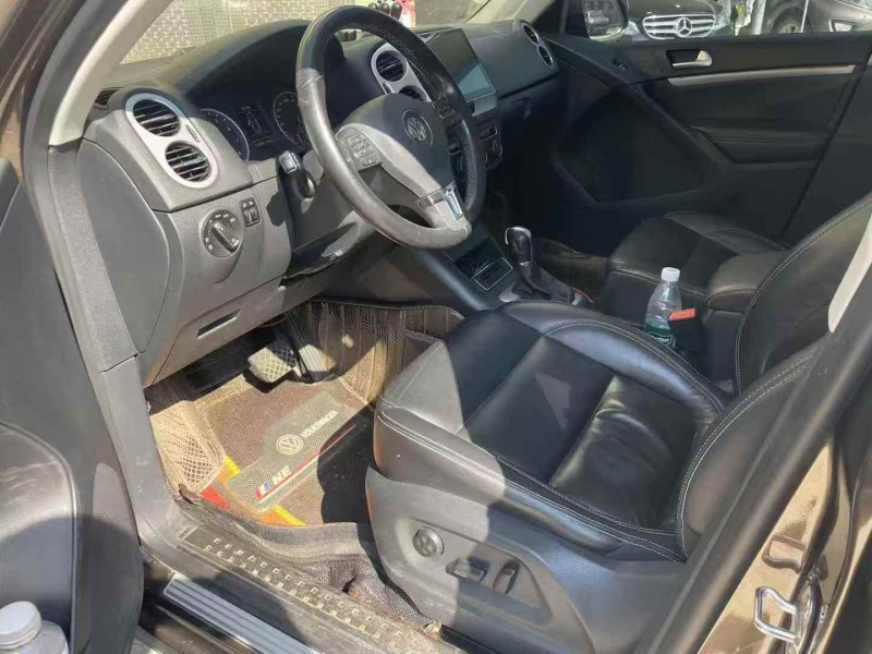 珠海17年大众途观6