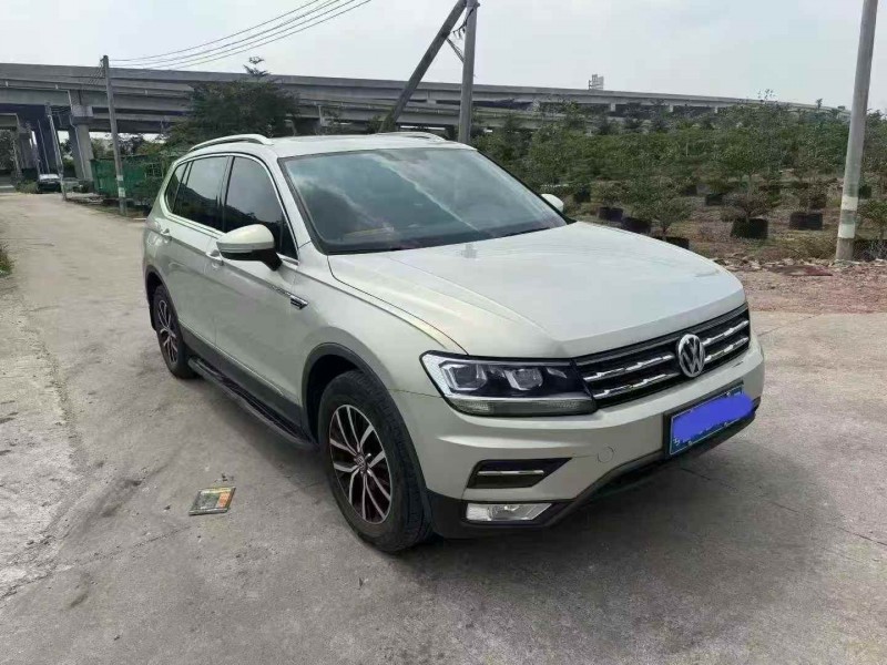 佛山18年大众途观2