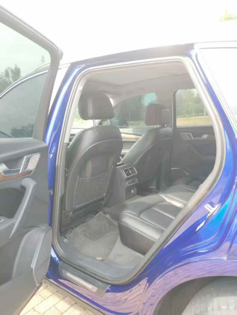 东营19年奥迪Q54