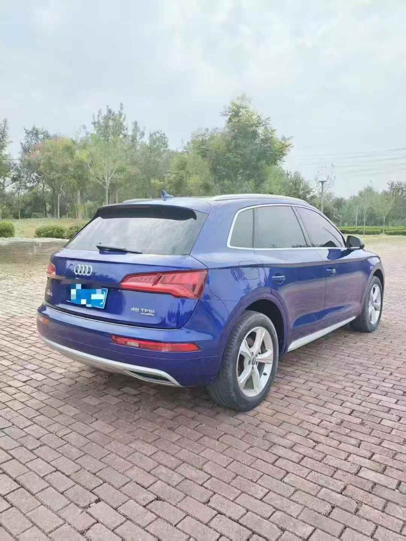 东营19年奥迪Q57