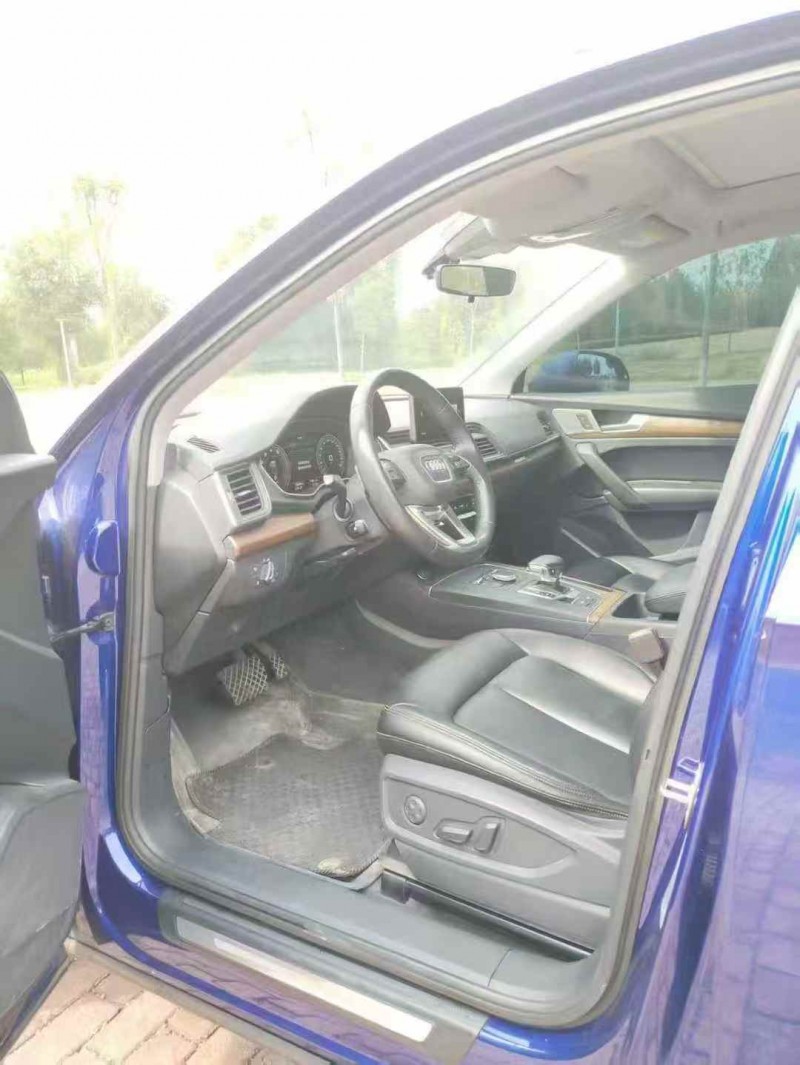 东营19年奥迪Q59