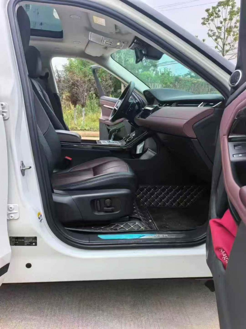 宜昌24年路虎极光8