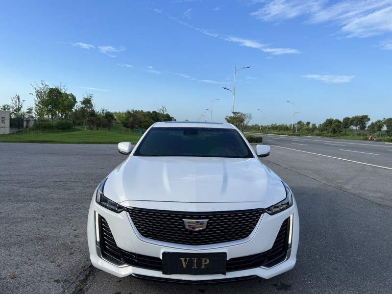 盐城20年凯迪拉克CT51