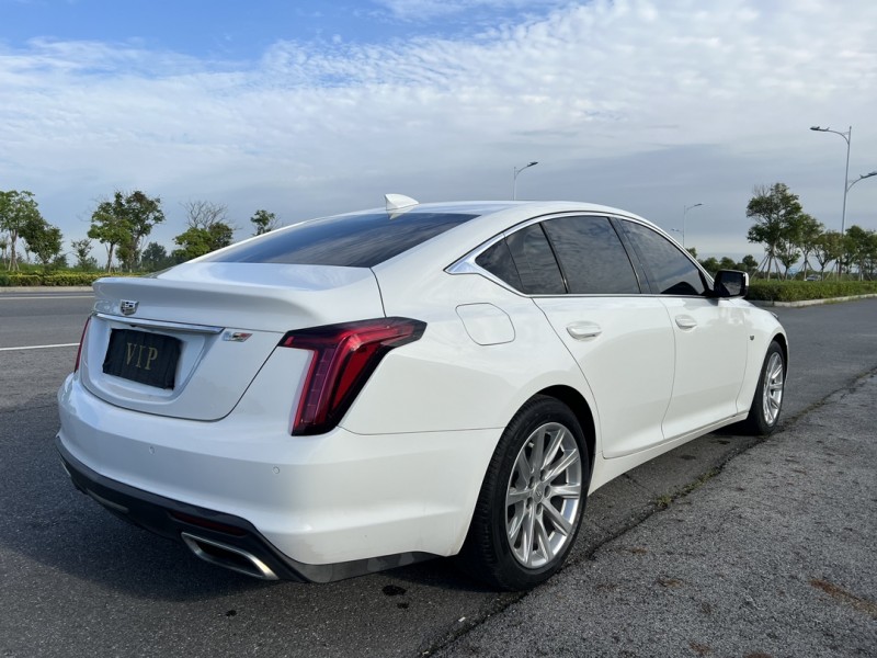 盐城20年凯迪拉克CT58