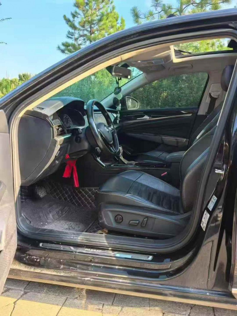 黄石19年大众帕萨特4