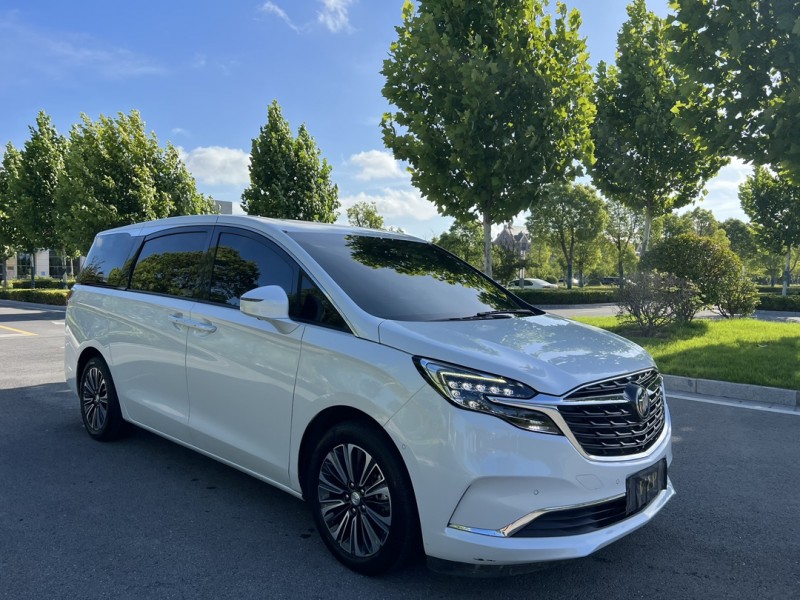 盐城21年别克GL82