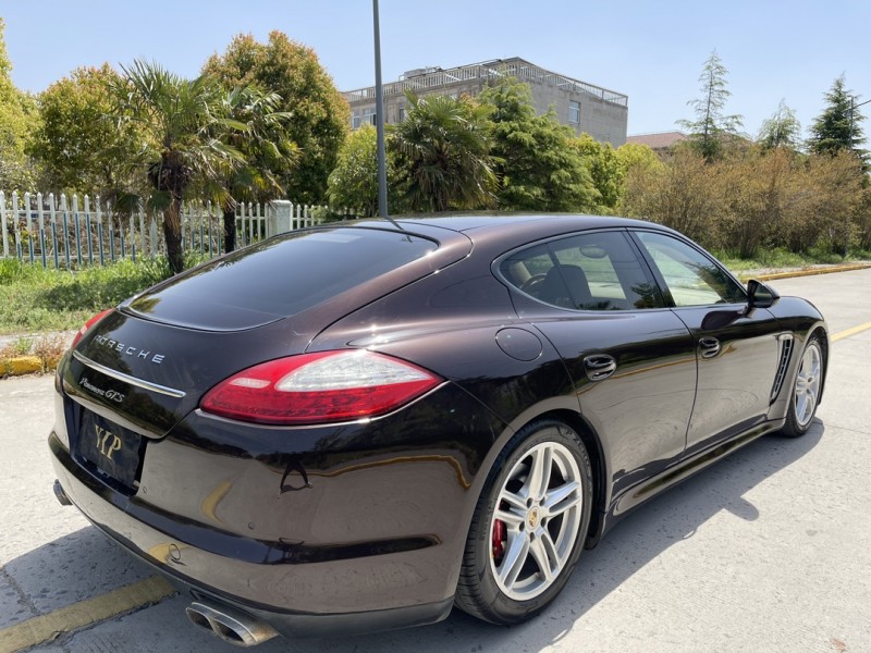 盐城12年保时捷帕拉梅拉7