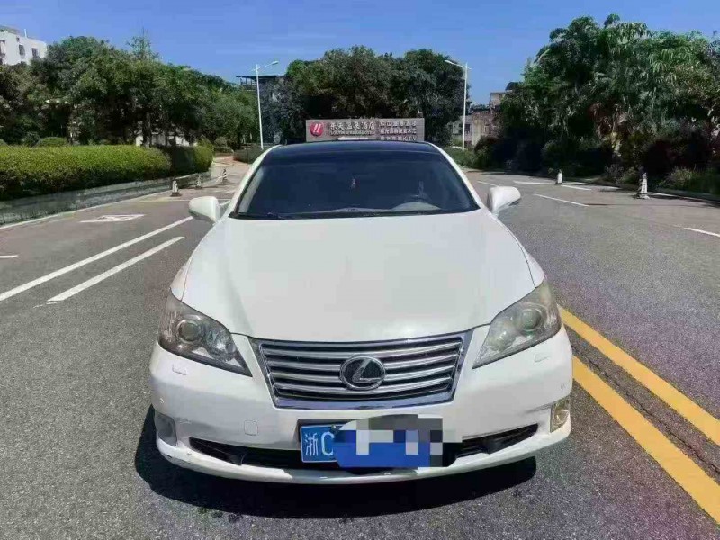 江门12年雷克萨斯ES1