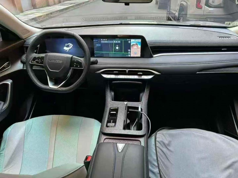 重庆23年启辰大V4