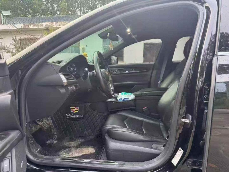 郑州16年凯迪拉克CT66