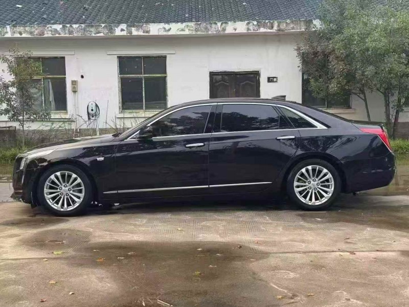 郑州16年凯迪拉克CT67