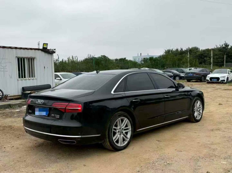 枣庄16年奥迪A8L9