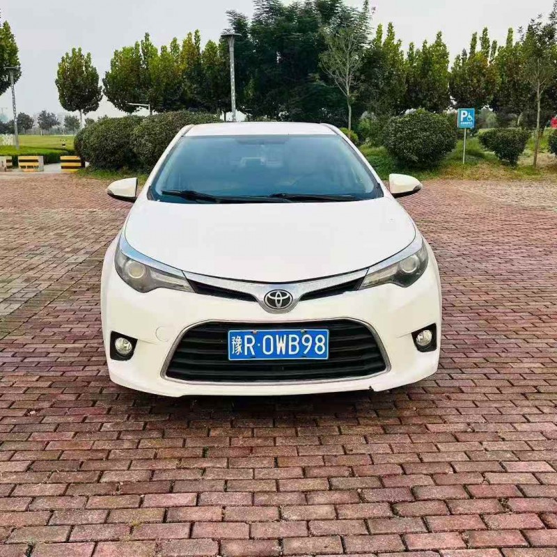 青岛18年丰田雷凌1