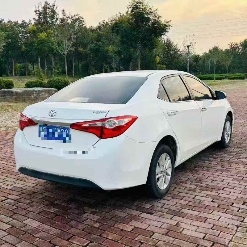 青岛18年丰田雷凌8