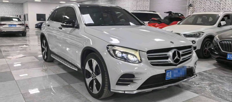 邢台19年奔驰GLC2