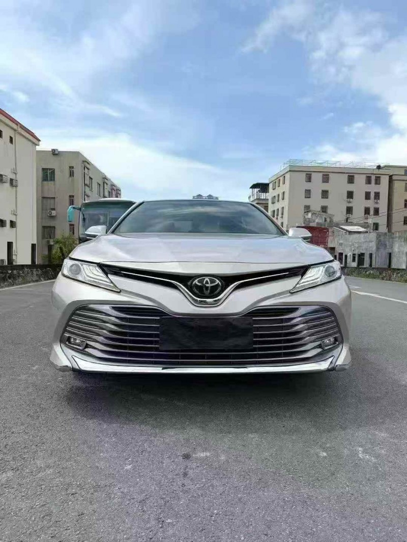 莆田18年丰田凯美瑞1