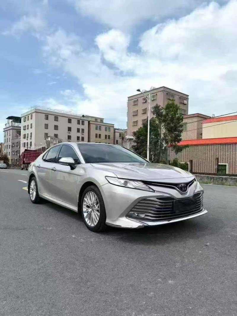 莆田18年丰田凯美瑞3
