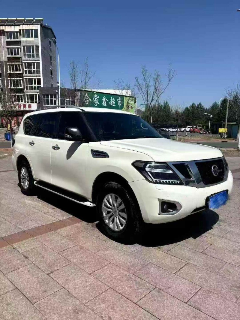 邯郸18年日产途乐2