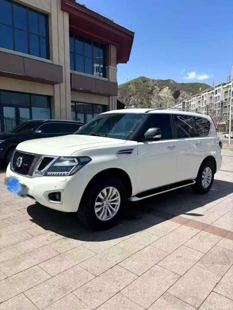 邯郸18年日产途乐3