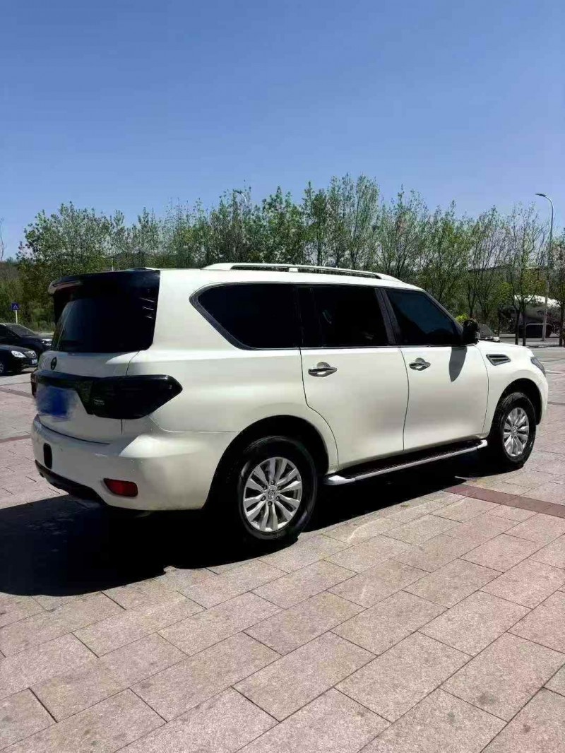 邯郸18年日产途乐7