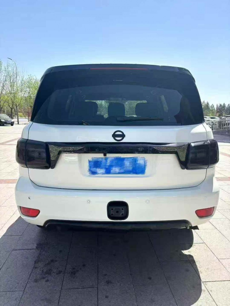 邯郸18年日产途乐9