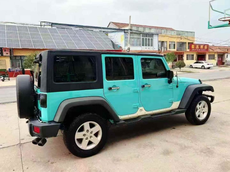 枣庄14年Jeep牧马人8