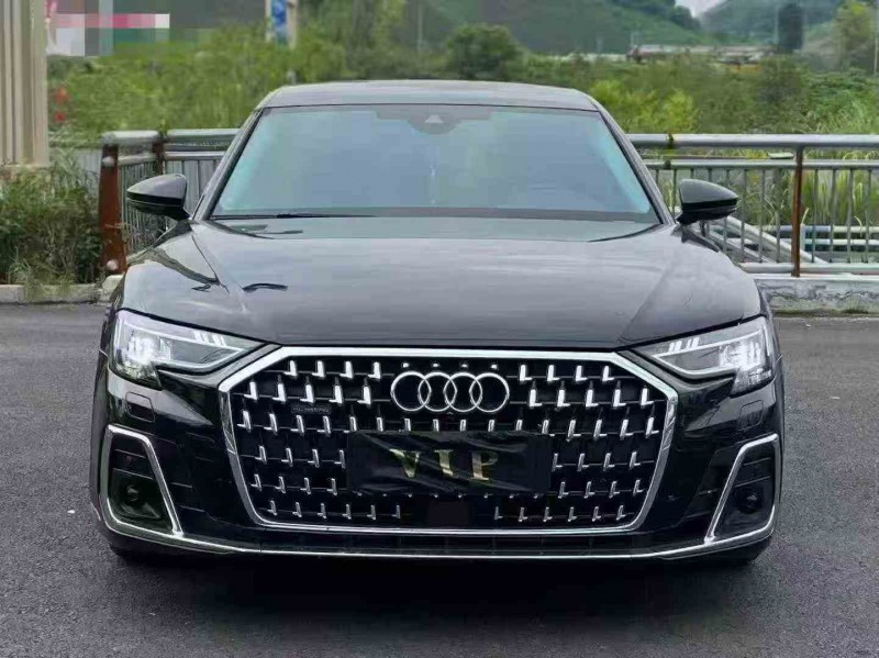 重庆23年奥迪A8L1