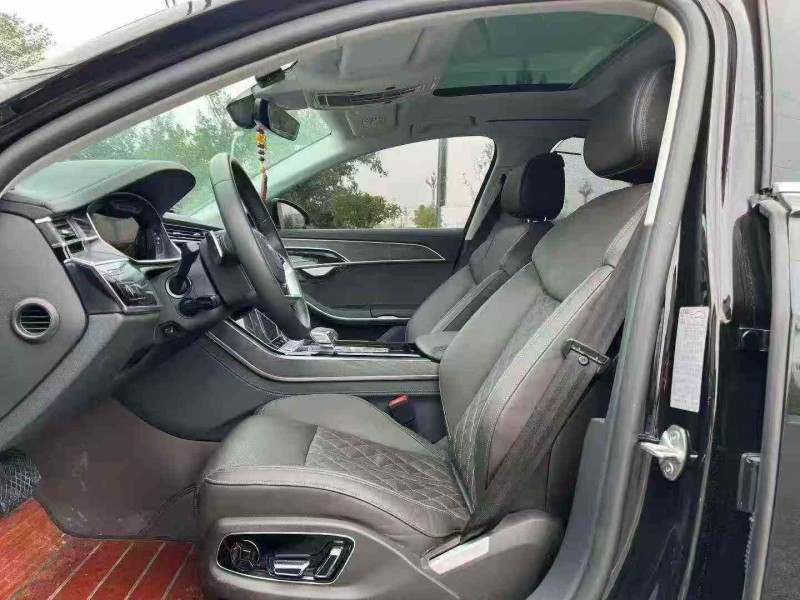 重庆23年奥迪A8L3