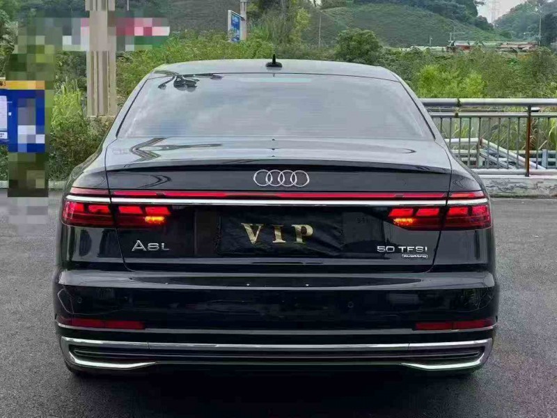 重庆23年奥迪A8L6