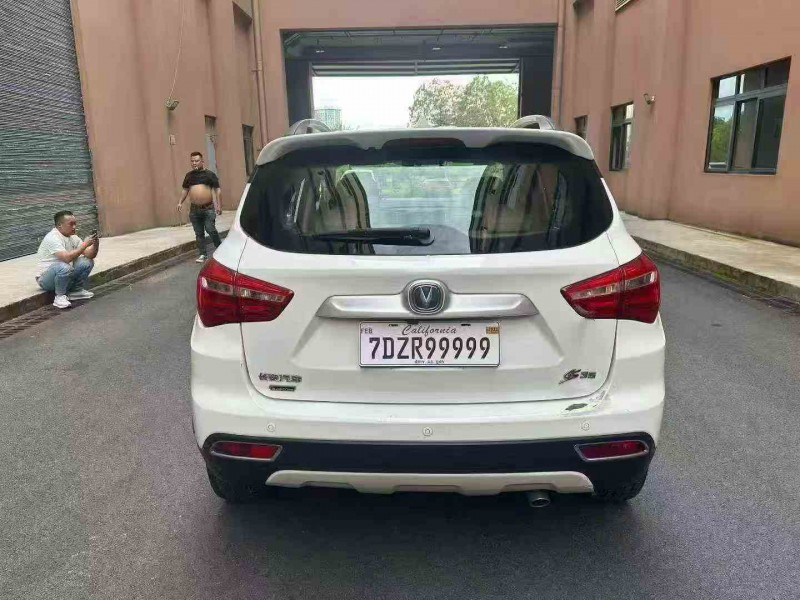 重庆17年长安汽车CS356