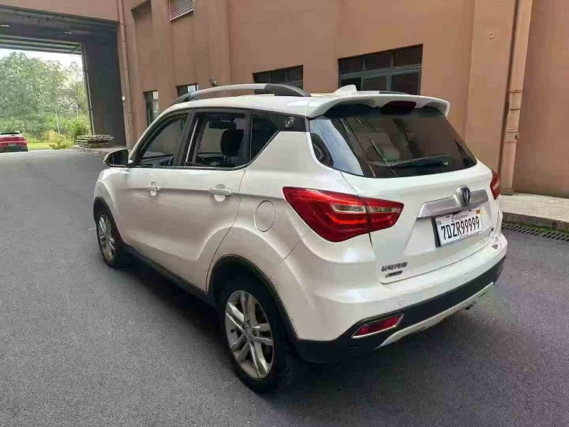 重庆17年长安汽车CS358