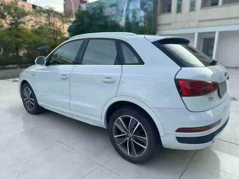 珠海19年奥迪Q38